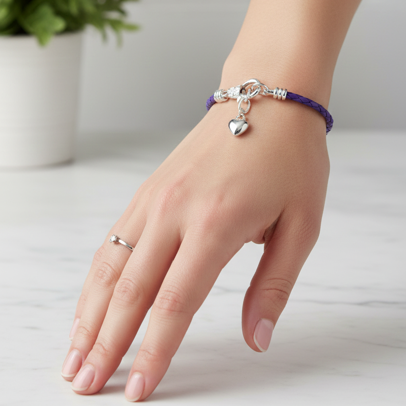 D'Dora Collection - လက်ကောက် - ခရမ်းရောင် ချိတ်ဆွဲထားသော နှလုံးပုံ