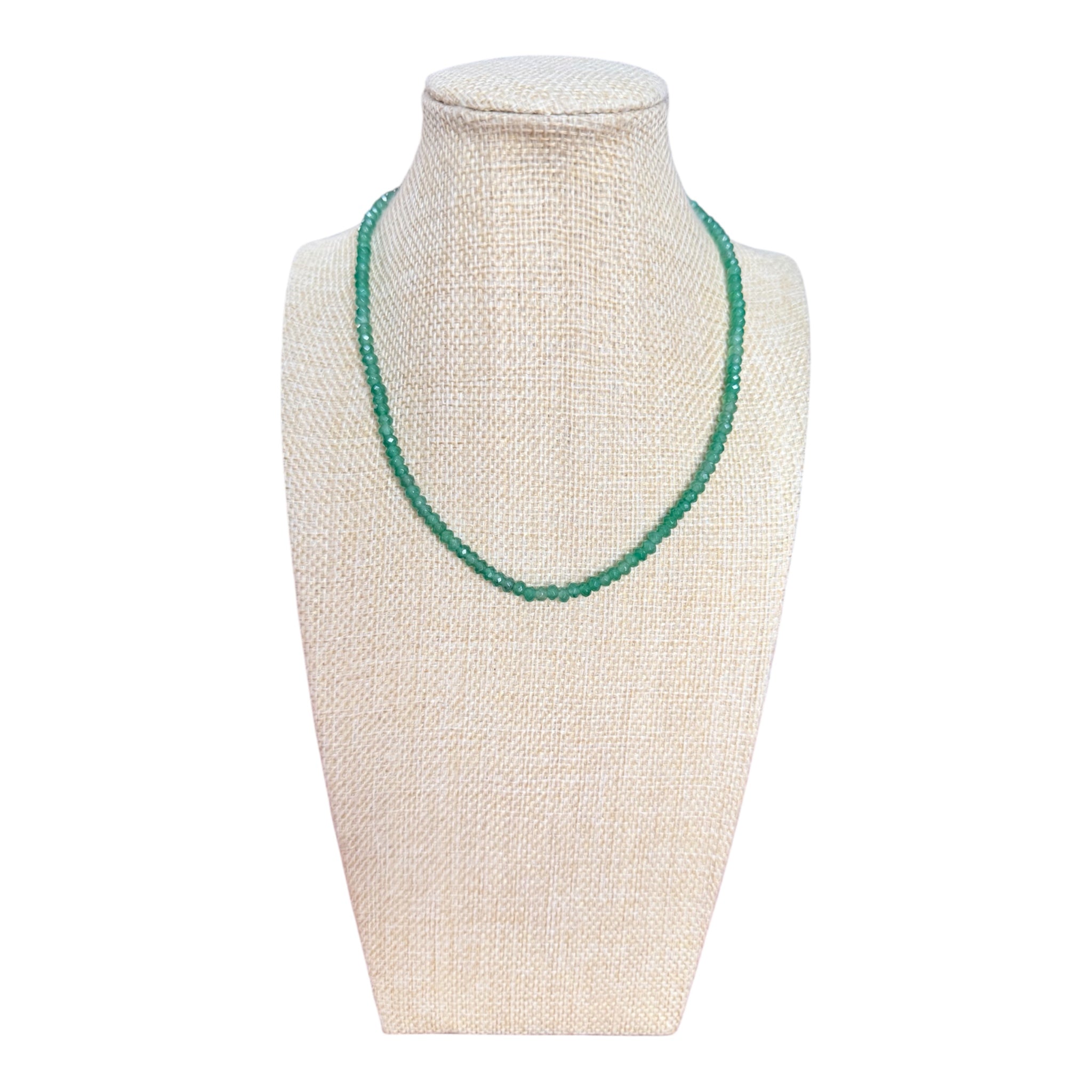 တောက်ပြောင်သော စုစည်းမှု - လည်ဆွဲ - ကျောက်စိမ်း