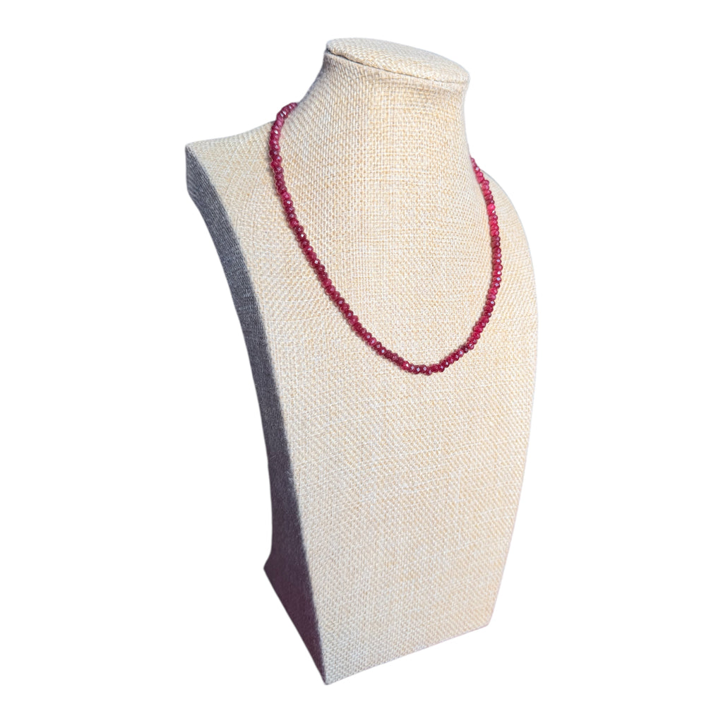 တောက်ပြောင်သော စုစည်းမှု - လည်ဆွဲ - ပတ္တမြား